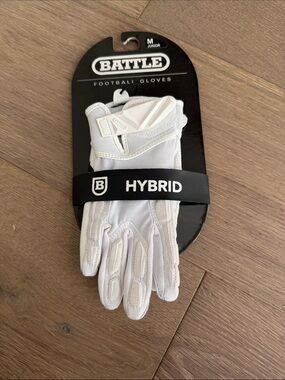 NEW BATTLE Hybrid Youth M Football Gloves in White